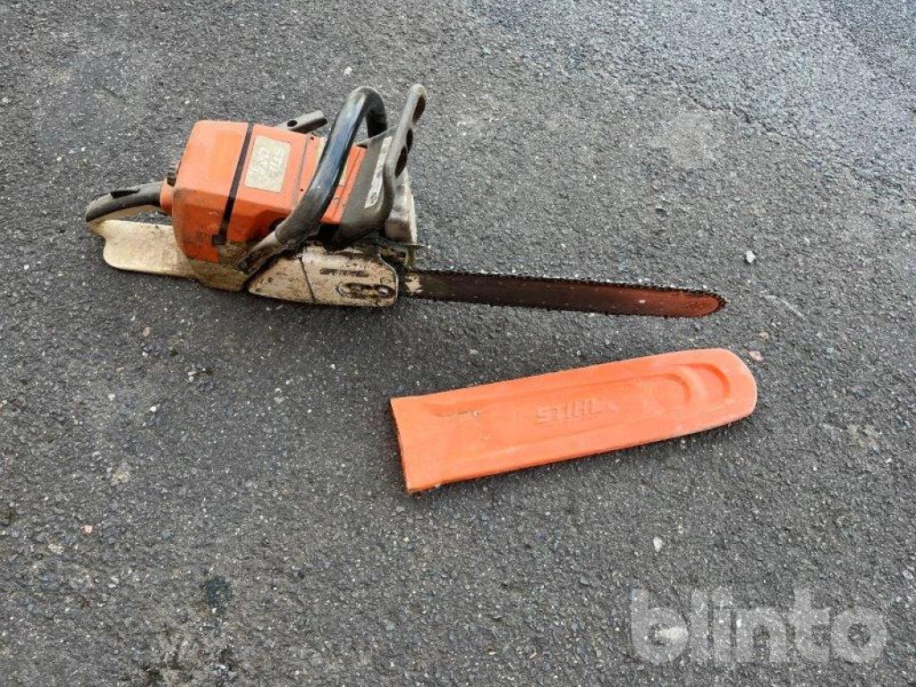 Store Stihl 044 BJ 2000 mit Ersatzkette